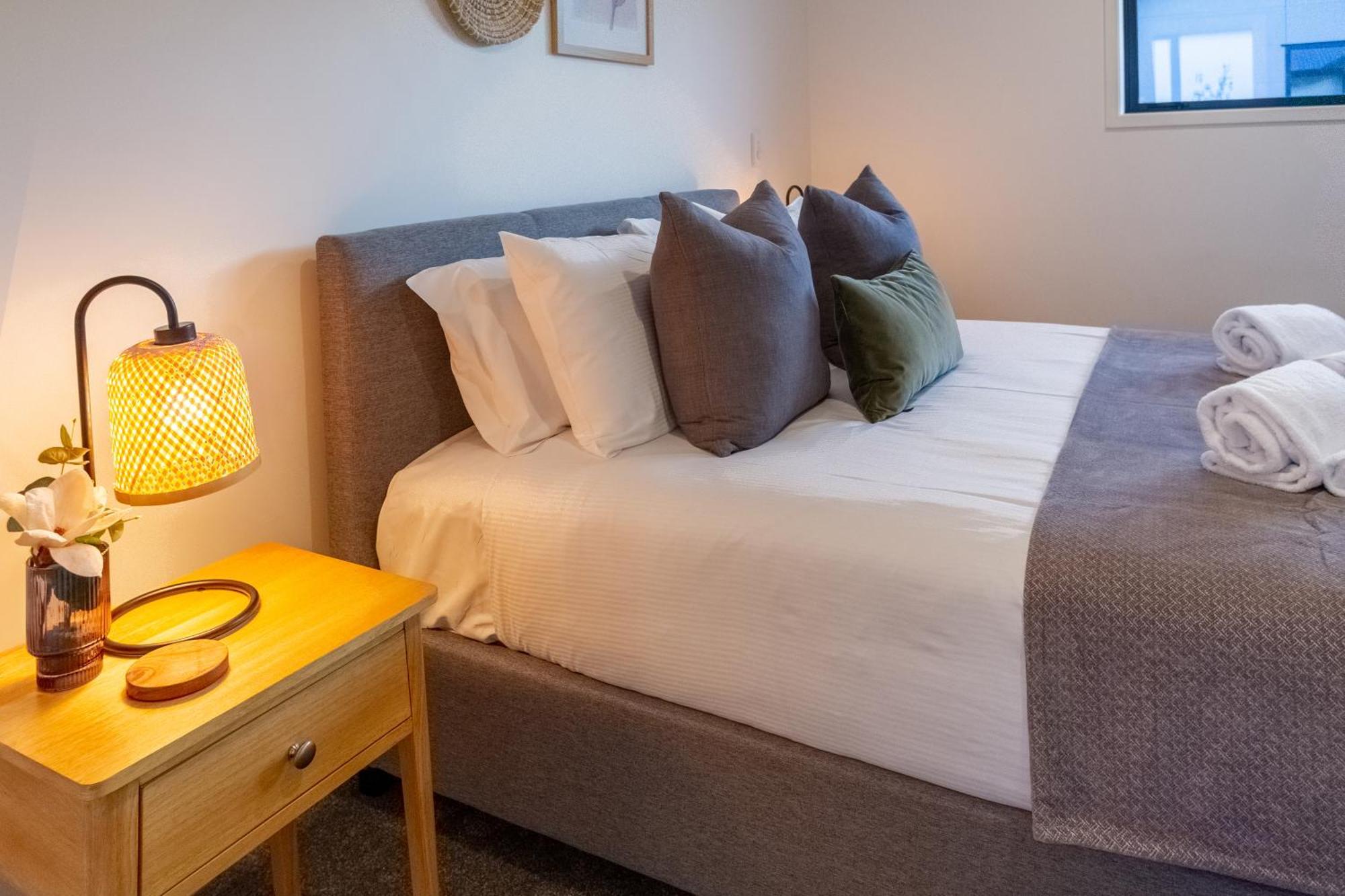 크라이스트처치 Urban Elegance - 2 Bed, 2 Bath In The Cbd 아파트 외부 사진